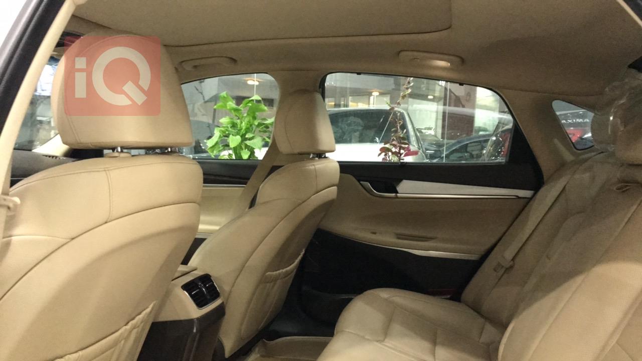 هیوندای ازێرا